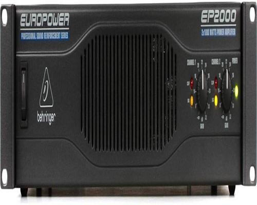um amplificador Behringer Ep2000