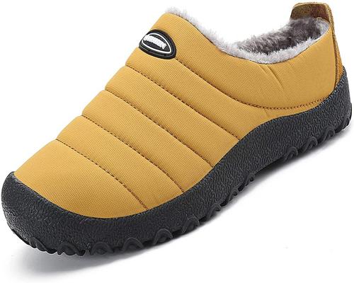 une Paire De Chaussons Katliu Femme