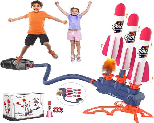 un Lanceur De Fusée À Pédale Pour Enfants