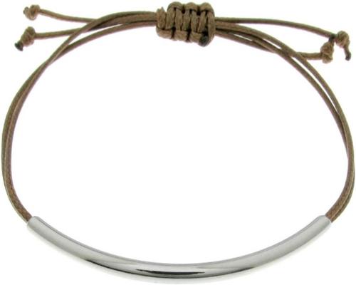 un Bracelet Namche Cordon Coeur Porte-Bonheur