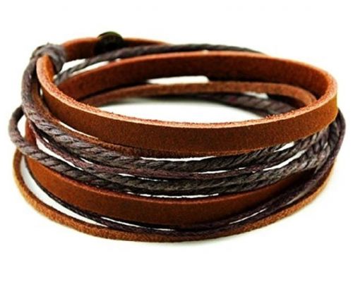 Un Bracelet souple en Cuir brun 