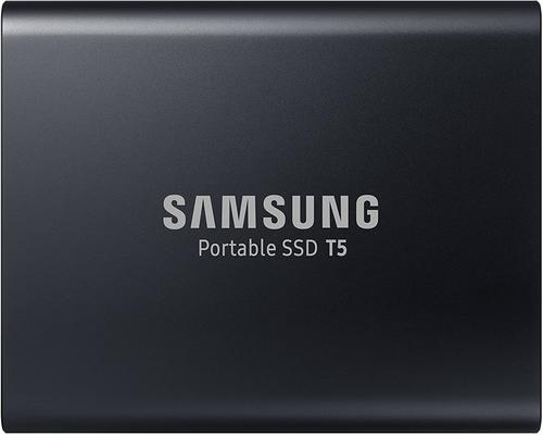 Una tarjeta Ssd rígida externa Samsung T5
