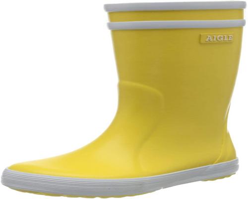 Ein Paar Adlerstiefel