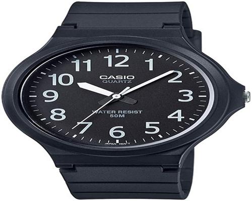 um relógio Casio Mw-240-1Bvef