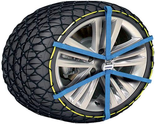 a Michelin 008307 Easy Grip Evolution Composite Chain