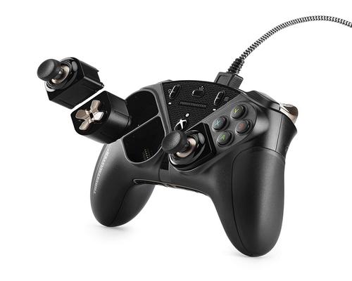 un ensemble d&#39;accessoires Thrustmaster Eswap X Pro Controller : (Xbox One, Series X|S et Windows)
