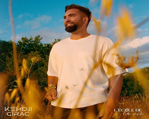 un Cd 'L'École De La Vie' De Kendji