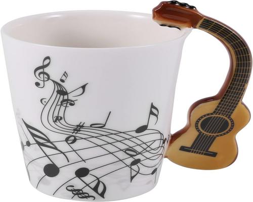 une Tasse Guitare En Céramique