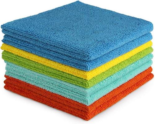 A Set of 8 Aidea Microfiber Cloths