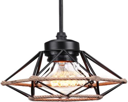 una lampada a sospensione dal design di piccoli gamberi