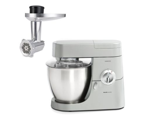 Eine Kenwood Küchenmaschine mit einem Hubschrauber