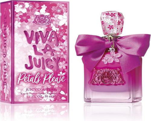 a floral and fruity scent