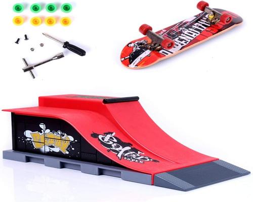 a Qinifify Mini Finger Skateboard